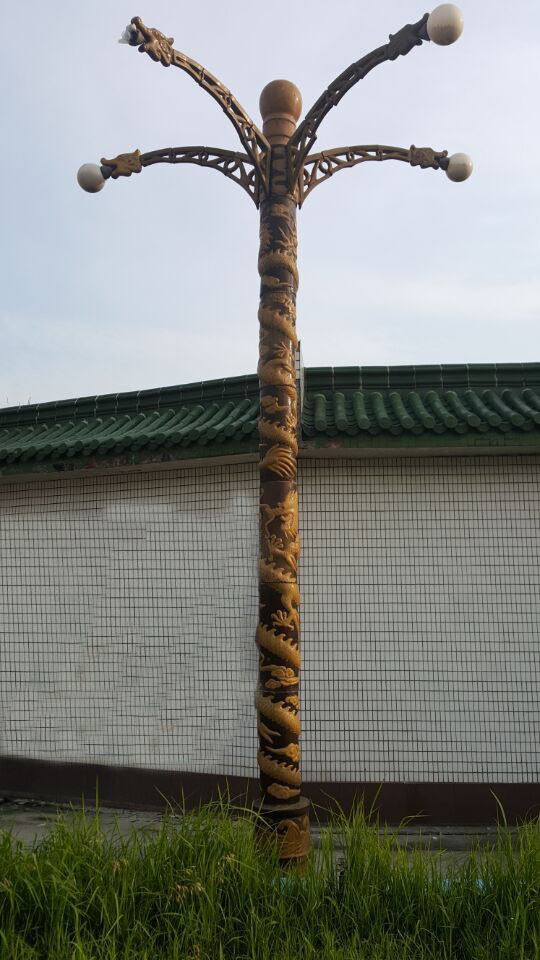 龍柱路燈 20161009232637_3404